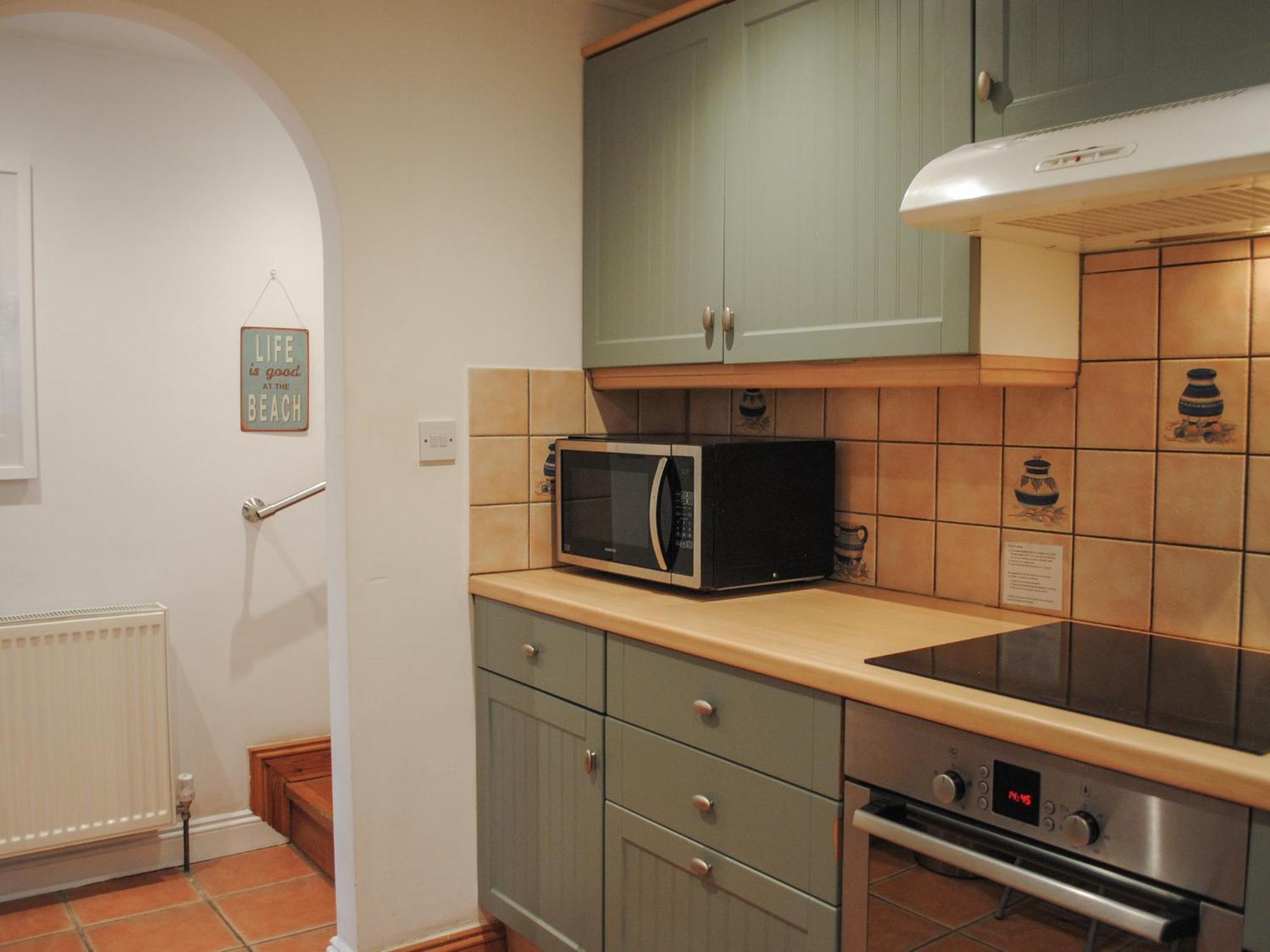 Fairview Apartment *